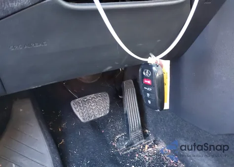 2025 Toyota Highlander Hybrid Xle z USA, uszkodzony, nr VIN 5TDKBRCH9SS653838